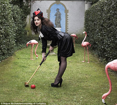 K  .    .  . Alice in Wonderland. Croquet.
